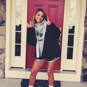 Meet your Posher, Sydney